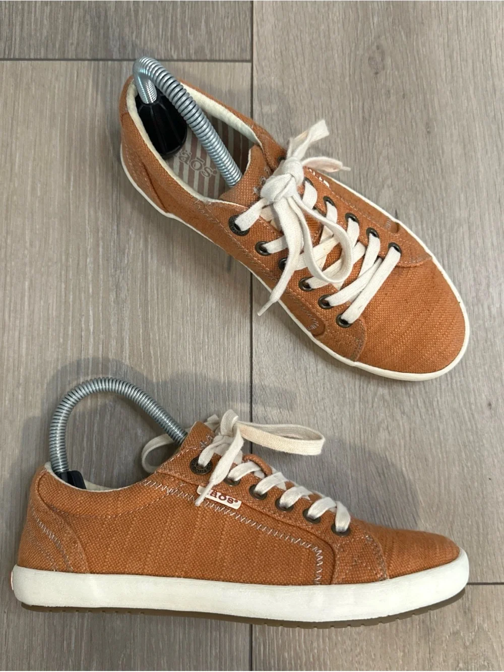 Taos Womens Size 6 Star Adobe Hemp Burnt Orange Sneakers Lace Up Autumn